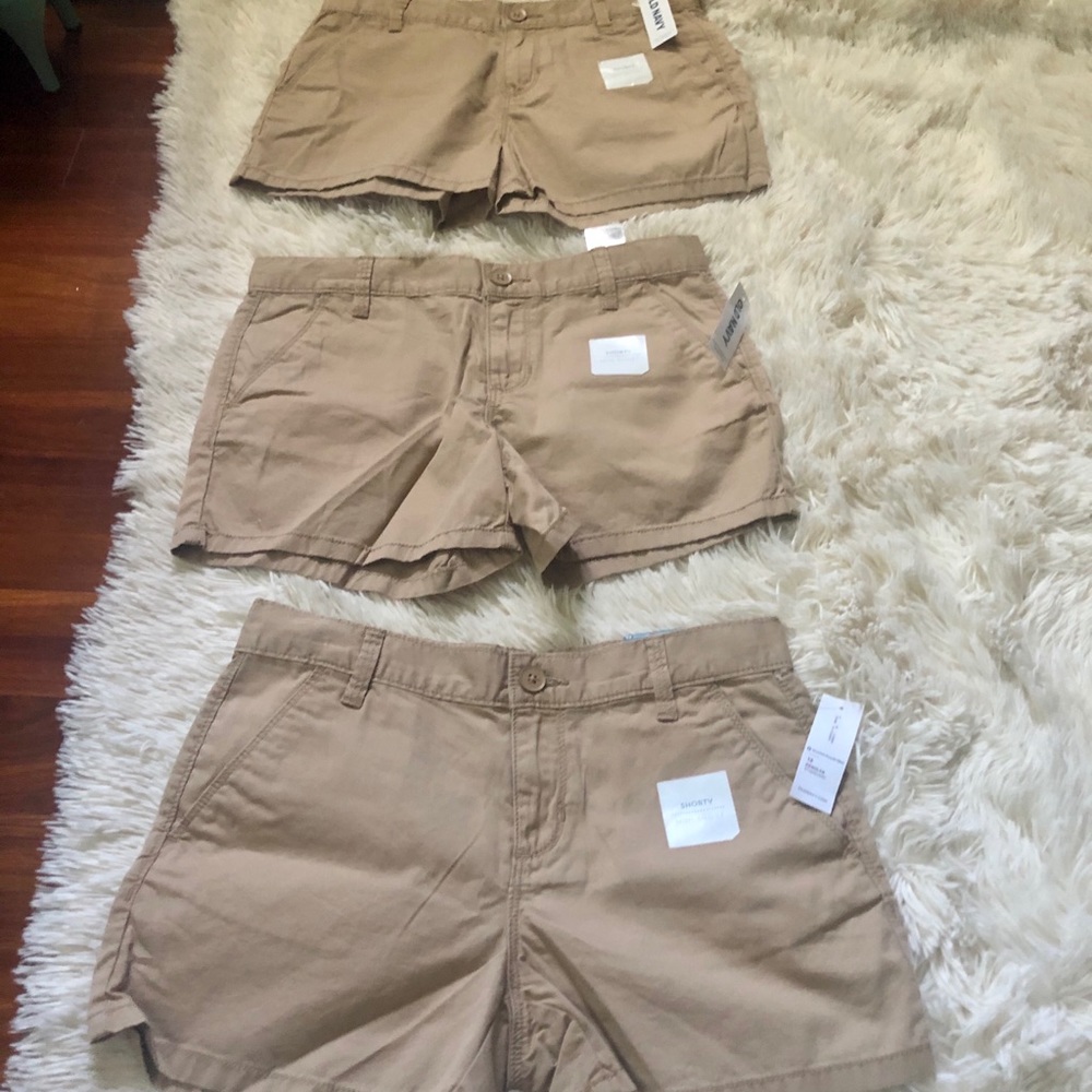 4 pairs Girls size 12 Old Navy khaki shorts